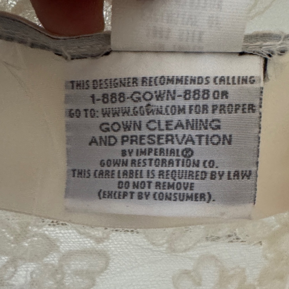 Marisa Bridal Elegant Cream Silk Lace Women’s Wedding Bolero - Picture 4 of 12